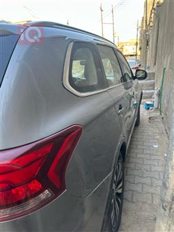 ميتسوبيشي اوتلاندر